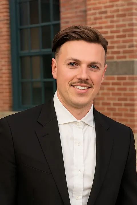 Serjay Kravchuk - Client Relations Manager
